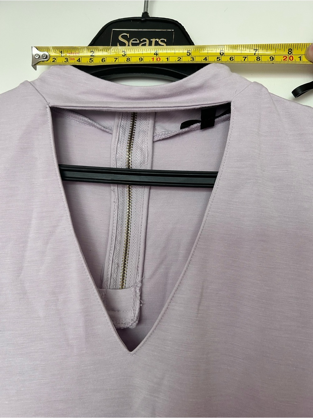 2 for 10$ ☀️ Dynamite lilac sleeveless top with front cutout sz M - Picture 10 of 10